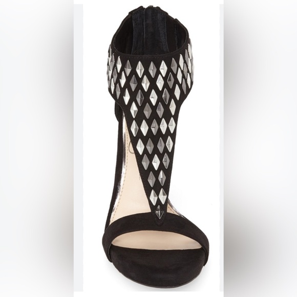 JESSICA SIMPSON SEXY 7 1/2 BLACK HEELS !! Excellent Condition!! - Picture 2 of 8